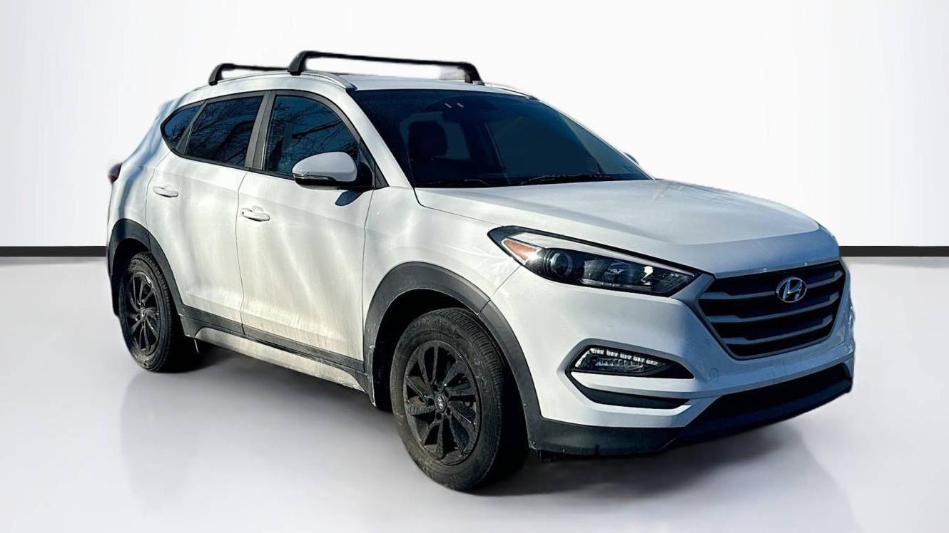 HYUNDAI TUCSON 2018 KM8J3CA48JU636797 image