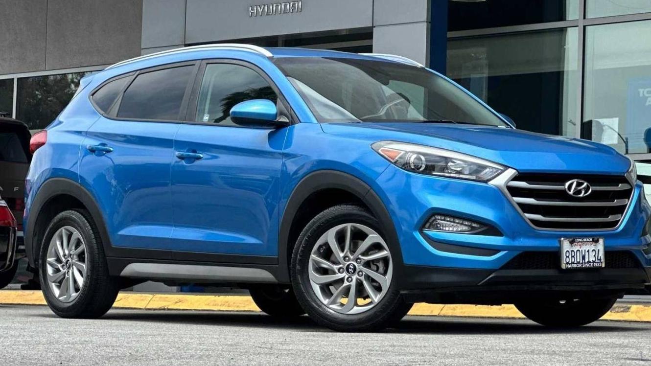 HYUNDAI TUCSON 2018 KM8J33A41JU653859 image