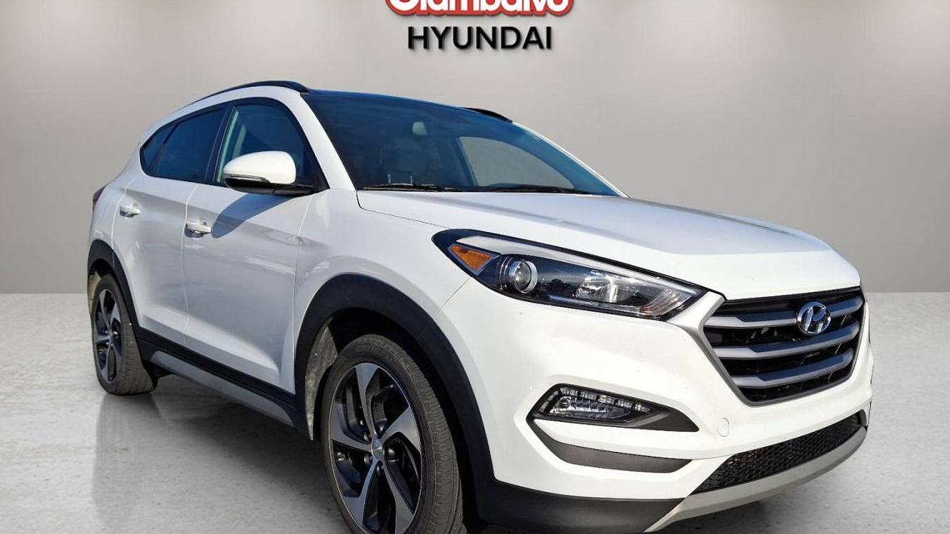 HYUNDAI TUCSON 2018 KM8J3CA24JU688815 image