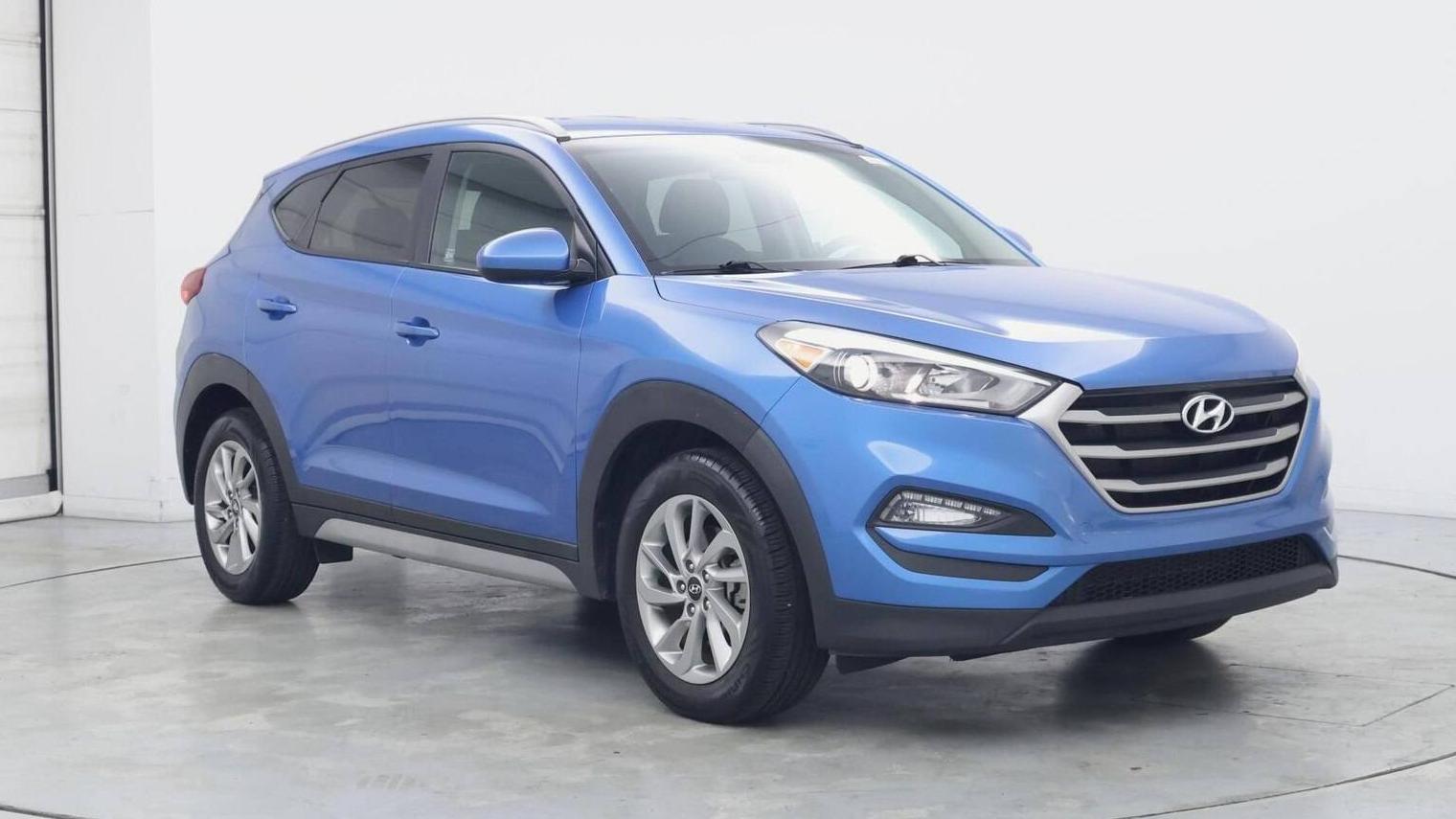 HYUNDAI TUCSON 2018 KM8J33A40JU602109 image