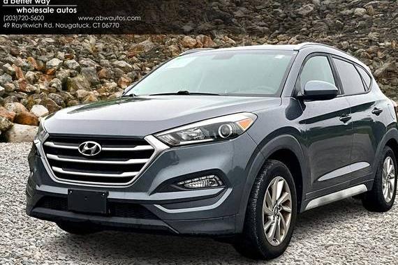 HYUNDAI TUCSON 2018 KM8J3CA43JU604761 image