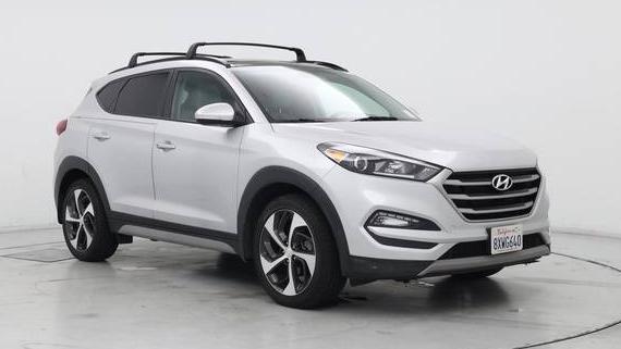 HYUNDAI TUCSON 2018 KM8J33A24JU740458 image