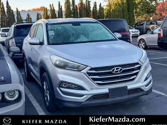 HYUNDAI TUCSON 2018 KM8J33A43JU716167 image HYUNDAI TUCSON 2018 KM8J33A43JU716167 image