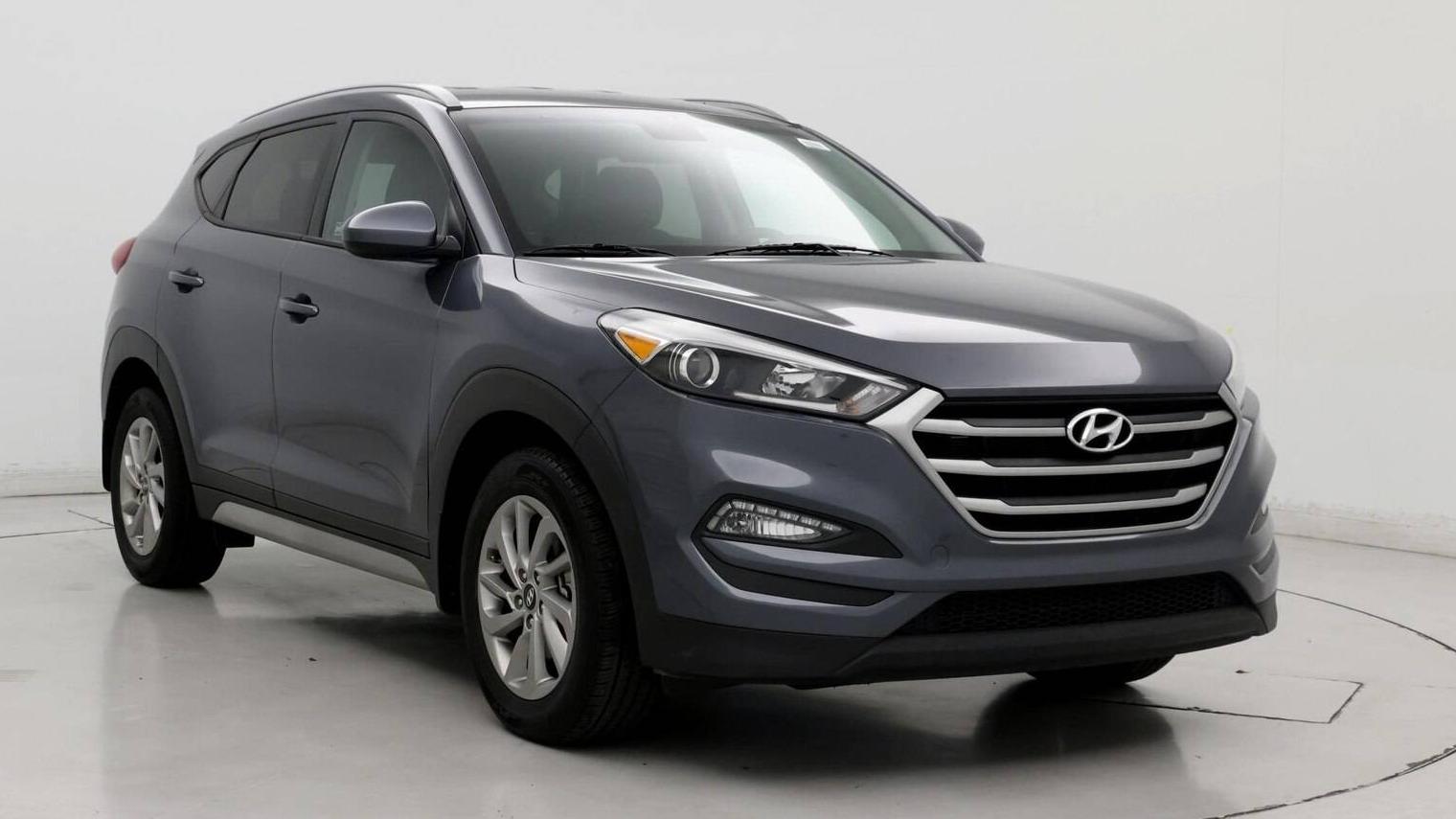 HYUNDAI TUCSON 2018 KM8J3CA45JU657395 image