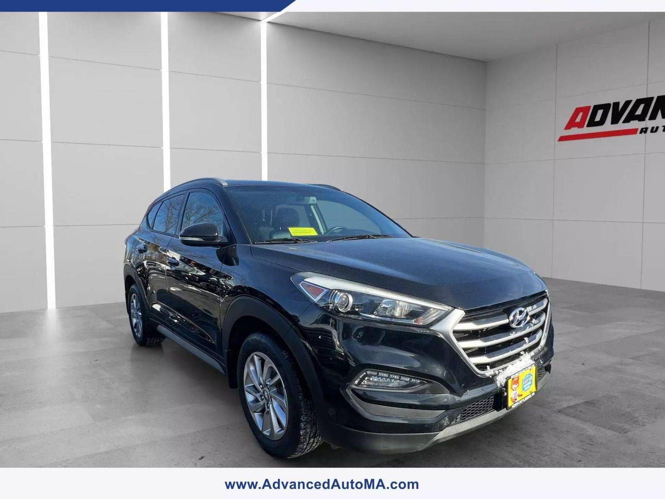 HYUNDAI TUCSON 2018 KM8J3CA40JU760580 image