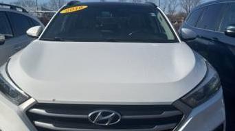 HYUNDAI TUCSON 2018 KM8J3CA27JU665531 image