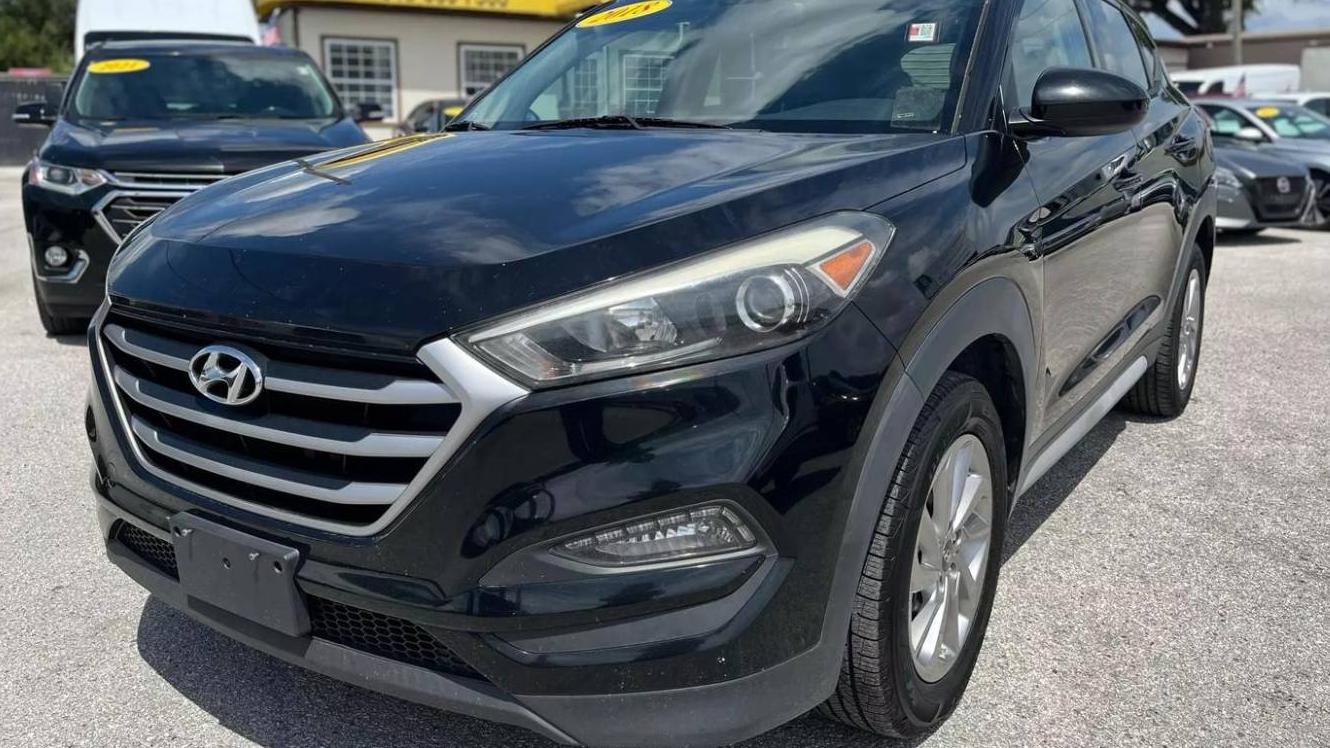 HYUNDAI TUCSON 2018 KM8J33A42JU702583 image