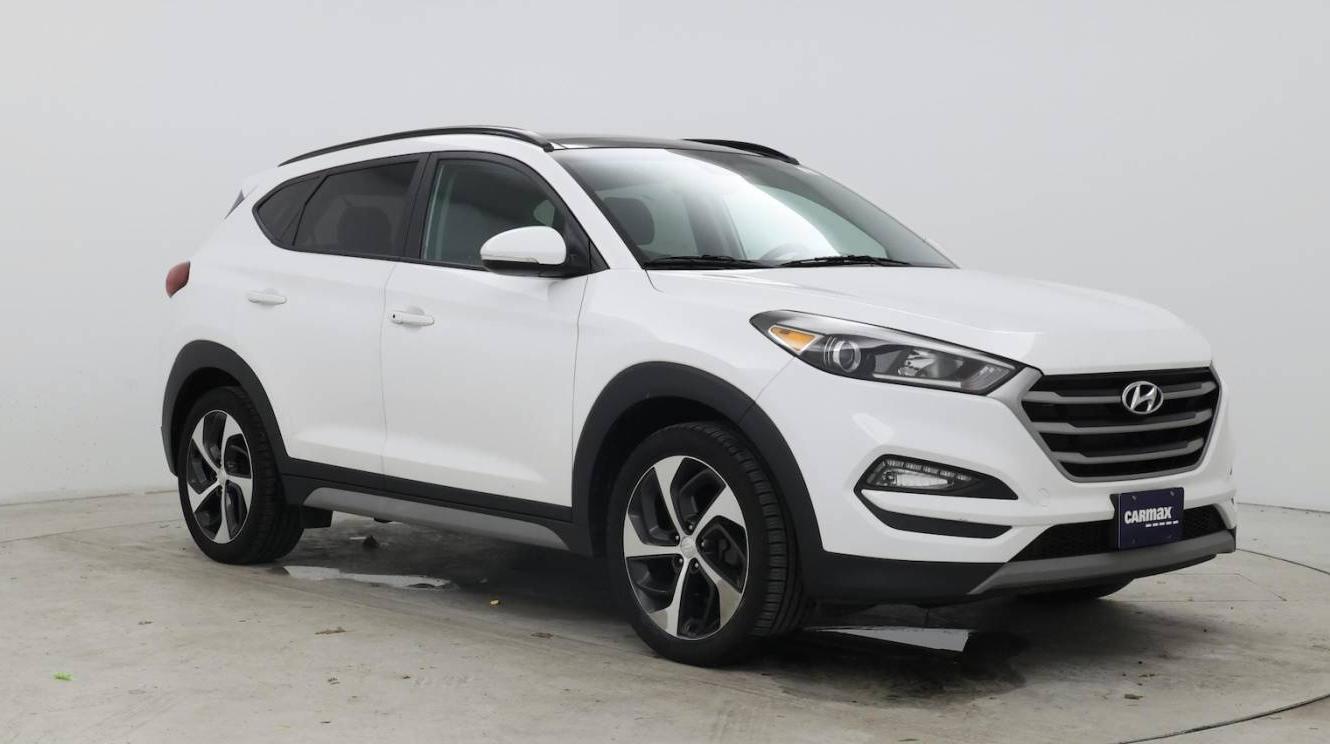 HYUNDAI TUCSON 2018 KM8J3CA26JU803754 image