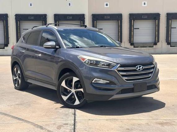 HYUNDAI TUCSON 2018 KM8J33A27JU745783 image