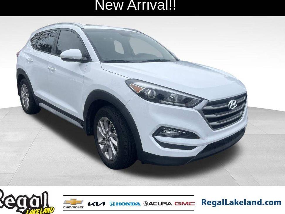 HYUNDAI TUCSON 2018 KM8J33A40JU636812 image