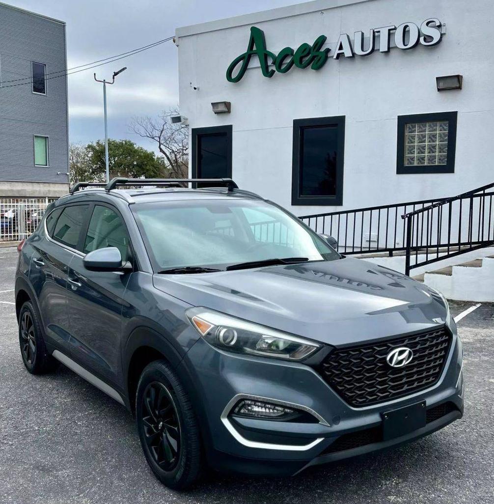 HYUNDAI TUCSON 2018 KM8J33A44JU642869 image