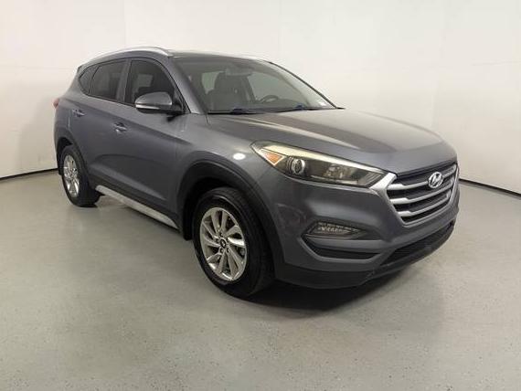 HYUNDAI TUCSON 2018 KM8J33A41JU801184 image HYUNDAI TUCSON 2018 KM8J33A41JU801184 image