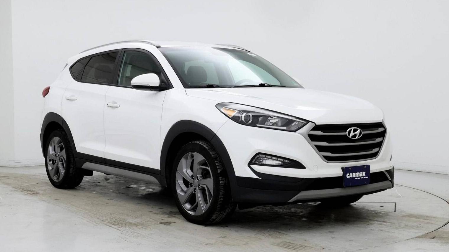 HYUNDAI TUCSON 2018 KM8J33AL3JU773797 image