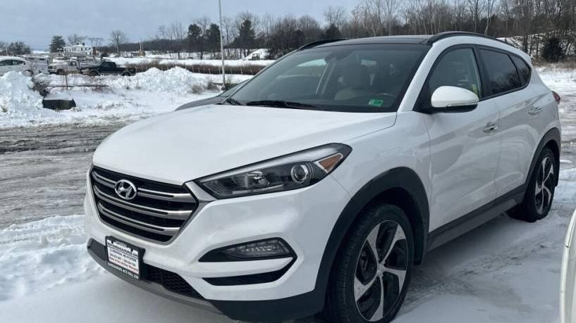 HYUNDAI TUCSON 2018 KM8J3CA22JU820079 image