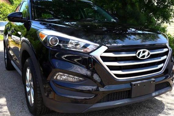 HYUNDAI TUCSON 2018 KM8J3CA45JU659745 image