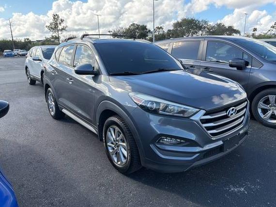 HYUNDAI TUCSON 2018 KM8J3CA4XJU628555 image HYUNDAI TUCSON 2018 KM8J3CA4XJU628555 image