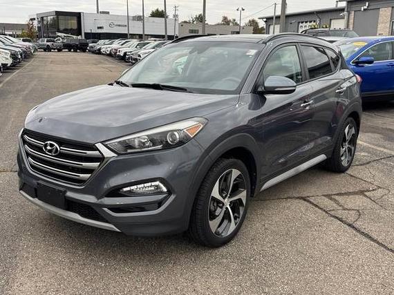 HYUNDAI TUCSON 2018 KM8J3CA22JU679692 image