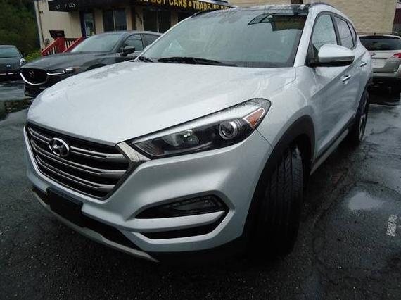 HYUNDAI TUCSON 2018 KM8J3CA22JU728891 image