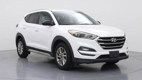 HYUNDAI TUCSON 2018 KM8J33A48JU613200 image