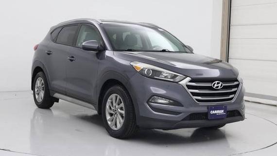 HYUNDAI TUCSON 2018 KM8J33A41JU746185 image HYUNDAI TUCSON 2018 KM8J33A41JU746185 image