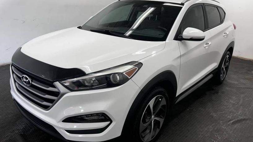 HYUNDAI TUCSON 2018 KM8J33AL1JU802228 image