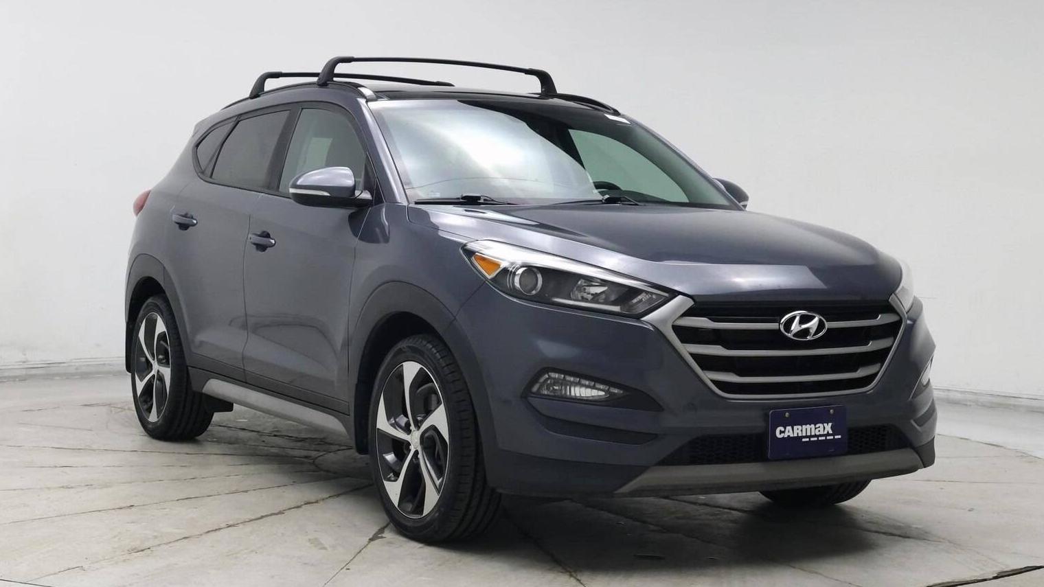 HYUNDAI TUCSON 2018 KM8J3CA27JU630097 image