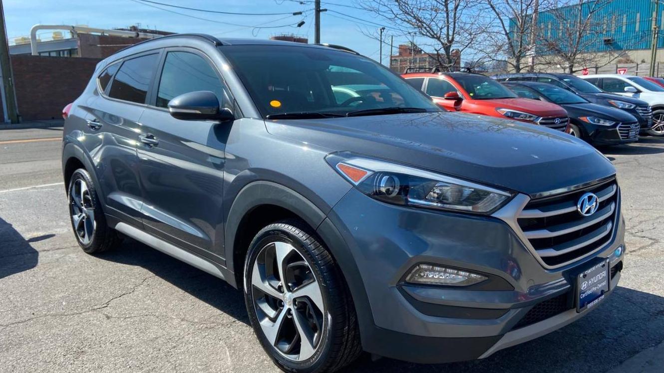 HYUNDAI TUCSON 2018 KM8J3CA25JU628252 image