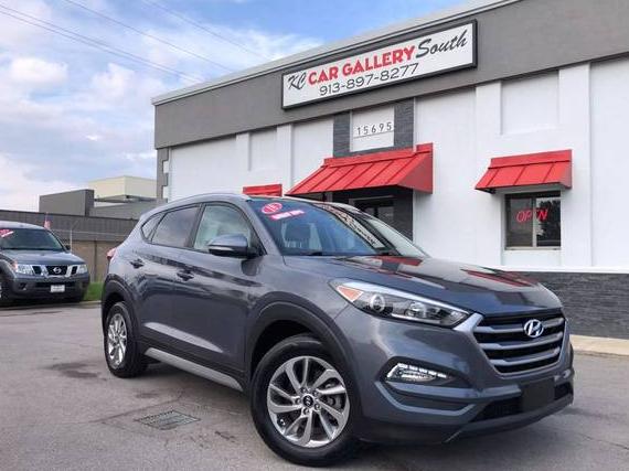 HYUNDAI TUCSON 2018 KM8J33A40JU706387 image