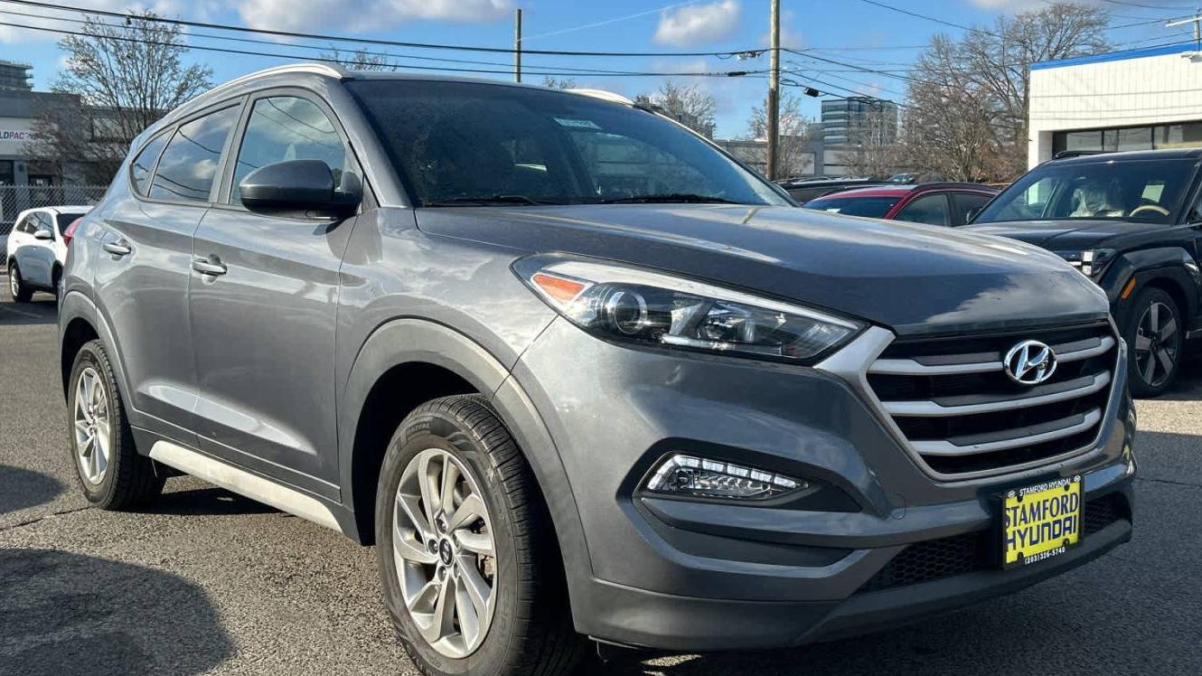 HYUNDAI TUCSON 2018 KM8J3CA48JU733921 image