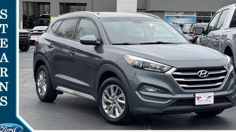 HYUNDAI TUCSON 2018 KM8J3CA49JU732681 image