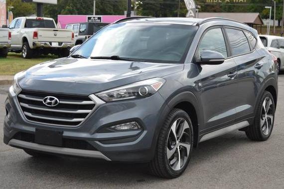 HYUNDAI TUCSON 2018 KM8J3CA21JU676010 image HYUNDAI TUCSON 2018 KM8J3CA21JU676010 image