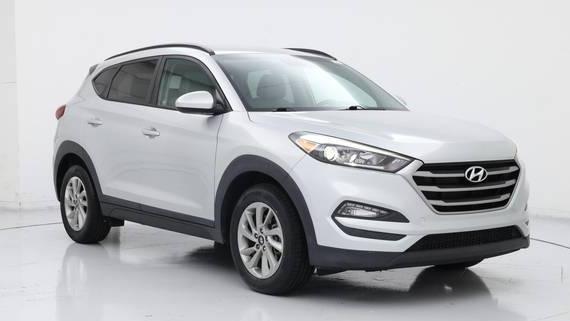 HYUNDAI TUCSON 2018 KM8J33A46JU609081 image HYUNDAI TUCSON 2018 KM8J33A46JU609081 image