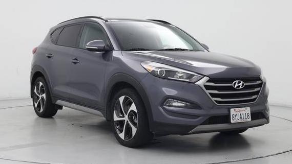 HYUNDAI TUCSON 2018 KM8J33A2XJU793083 image