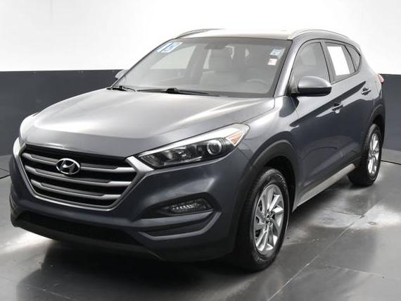 HYUNDAI TUCSON 2018 KM8J33A47JU811430 image