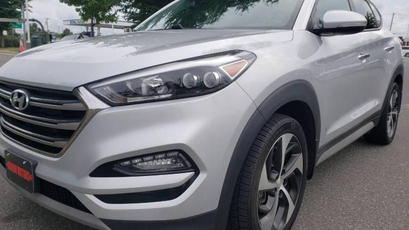 HYUNDAI TUCSON 2018 KM8J3CA22JU629357 image