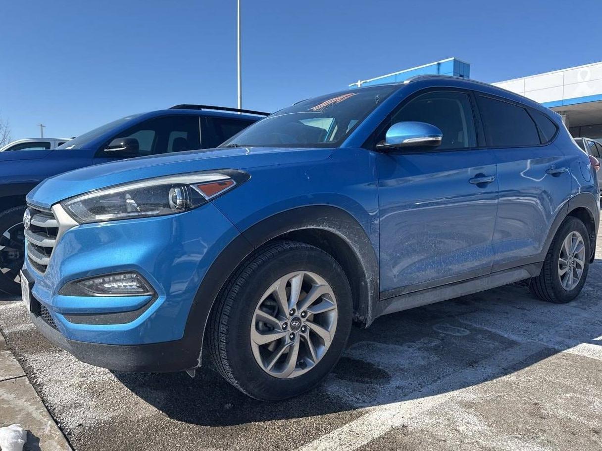 HYUNDAI TUCSON 2017 KM8J3CA4XHU434148 image