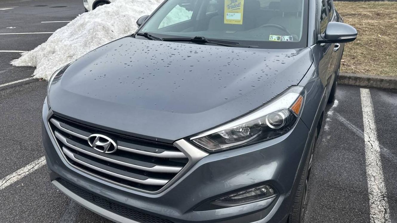 HYUNDAI TUCSON 2017 KM8J3CA28HU575671 image