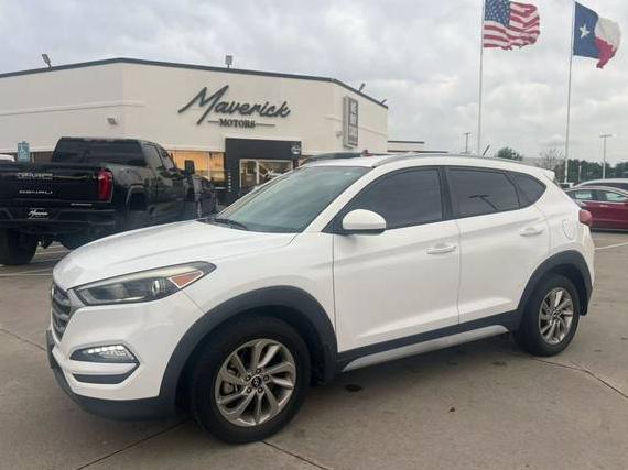 HYUNDAI TUCSON 2017 KM8J33A40HU575584 image