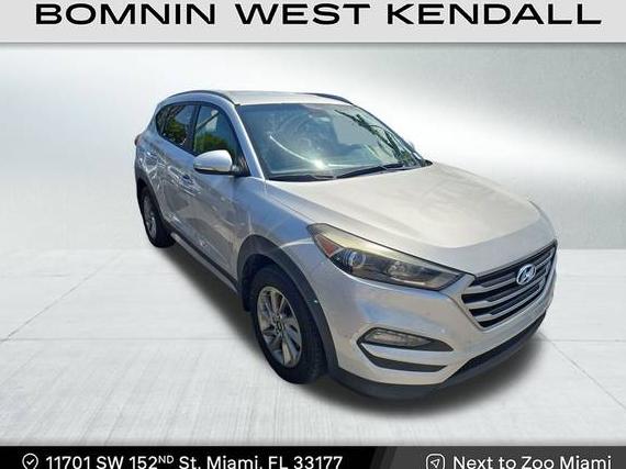 HYUNDAI TUCSON 2017 KM8J33A44HU514920 image HYUNDAI TUCSON 2017 KM8J33A44HU514920 image