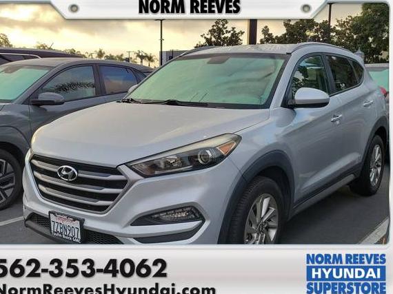 HYUNDAI TUCSON 2017 KM8J33A48HU301680 image HYUNDAI TUCSON 2017 KM8J33A48HU301680 image