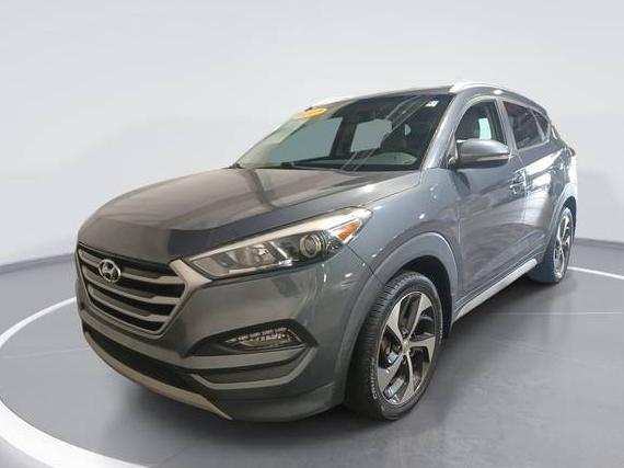 HYUNDAI TUCSON 2017 KM8J33A28HU589022 image HYUNDAI TUCSON 2017 KM8J33A28HU589022 image