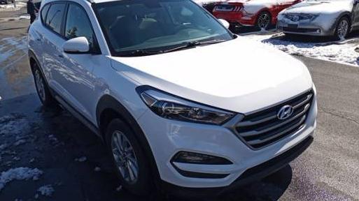 HYUNDAI TUCSON 2017 KM8J33A48HU371647 image