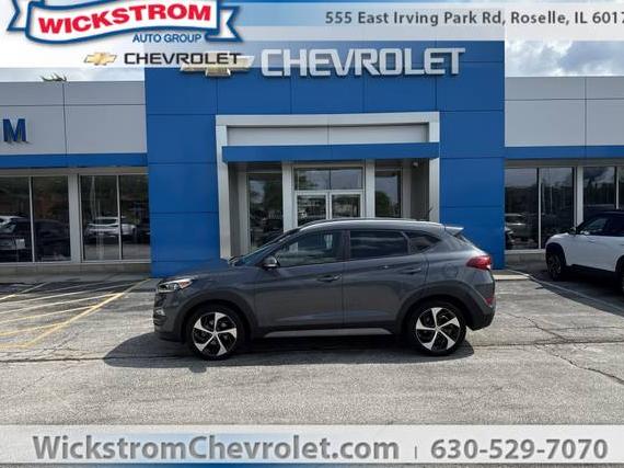 HYUNDAI TUCSON 2017 KM8J3CA28HU401437 image