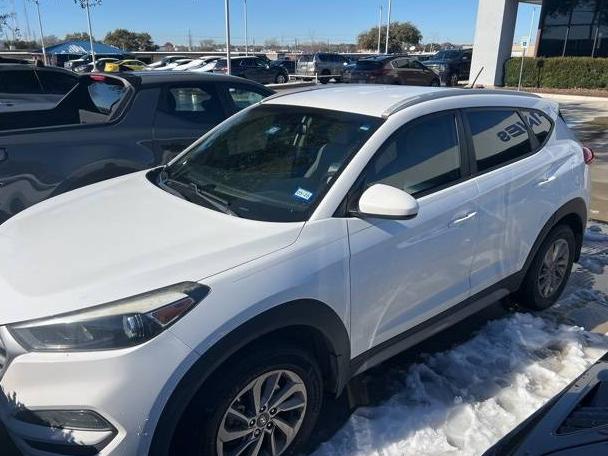 HYUNDAI TUCSON 2017 KM8J33A44HU575667 image