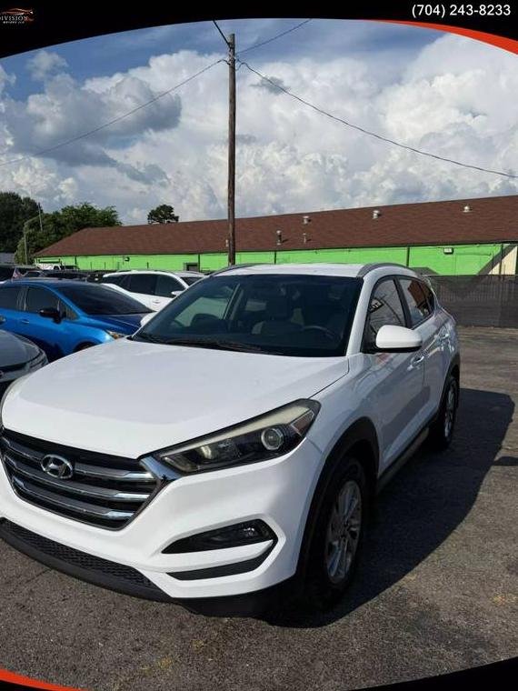 HYUNDAI TUCSON 2017 KM8J33A42HU330401 image