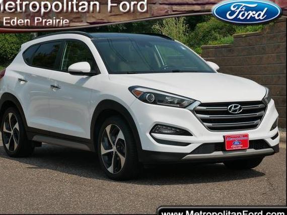 HYUNDAI TUCSON 2017 KM8J3CA24HU275982 image