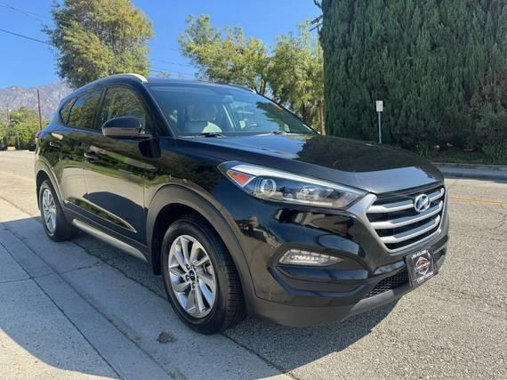 HYUNDAI TUCSON 2017 KM8J33A42HU283922 image HYUNDAI TUCSON 2017 KM8J33A42HU283922 image