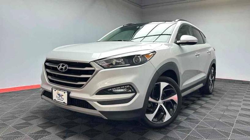 HYUNDAI TUCSON 2017 KM8J3CA24HU568989 image