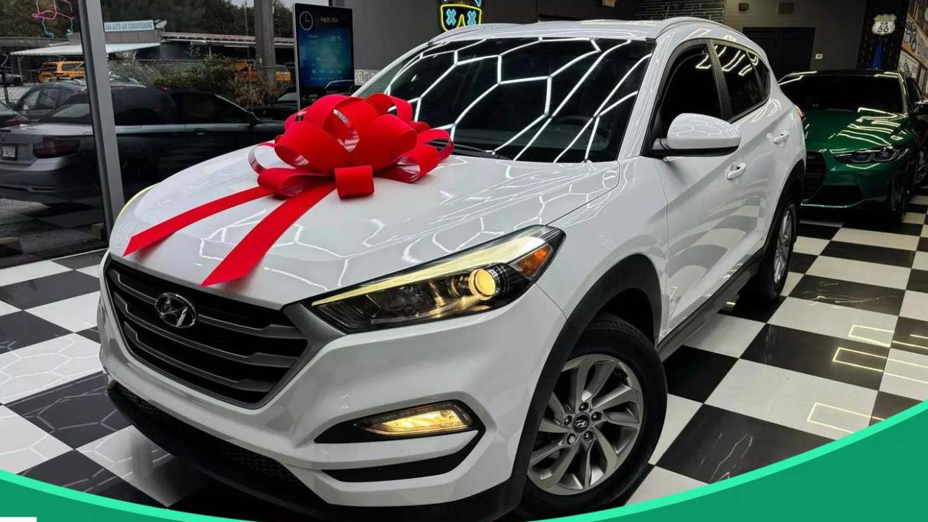 HYUNDAI TUCSON 2017 KM8J33A43HU518974 image