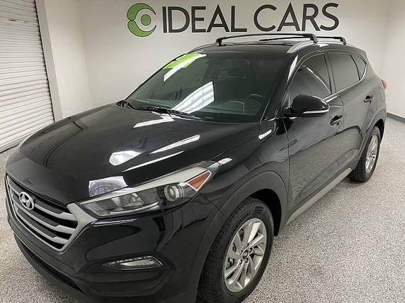 HYUNDAI TUCSON 2017 KM8J33A40HU407900 image HYUNDAI TUCSON 2017 KM8J33A40HU407900 image